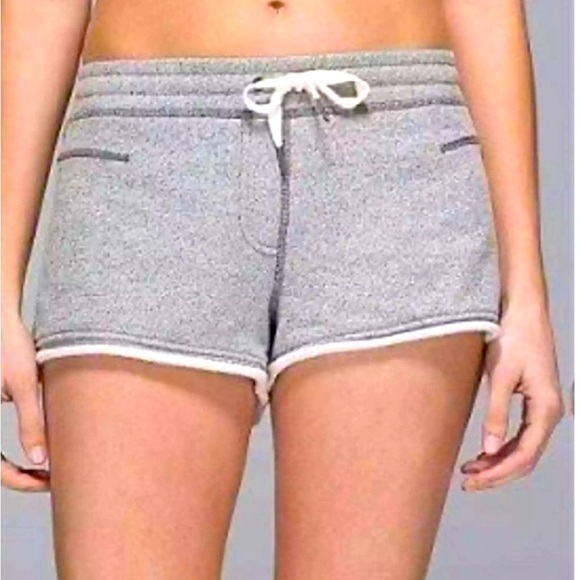EUC! lululemon All You Need French Terry Short - Picture 1 of 8